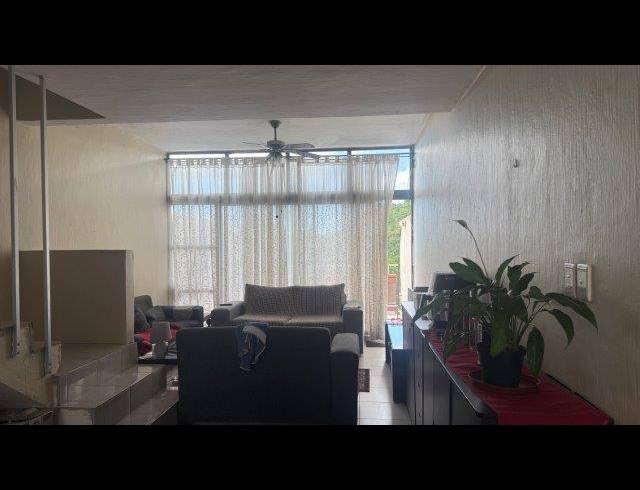 1 BEDROOM PROPERTY TO RENT IN PARADISE VALLEY